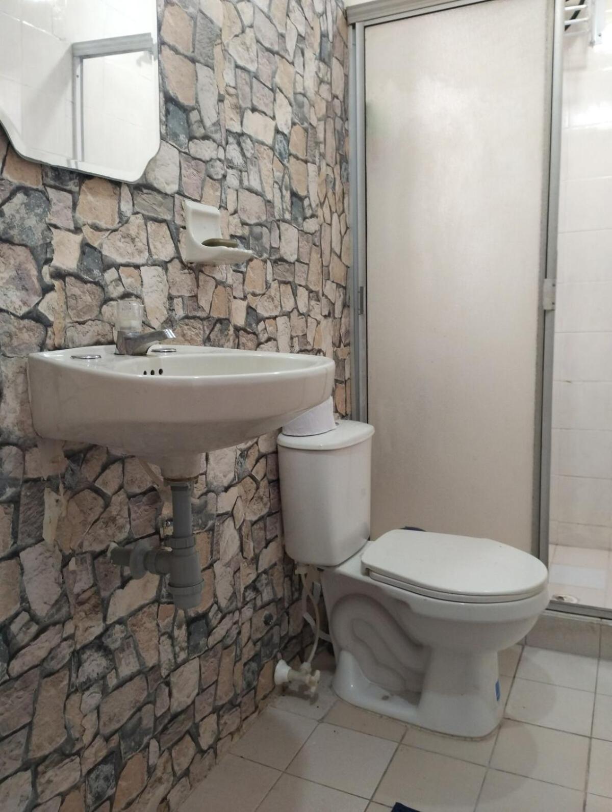 Antonia Santos Apartment บูการามังกา ภายนอก รูปภาพ