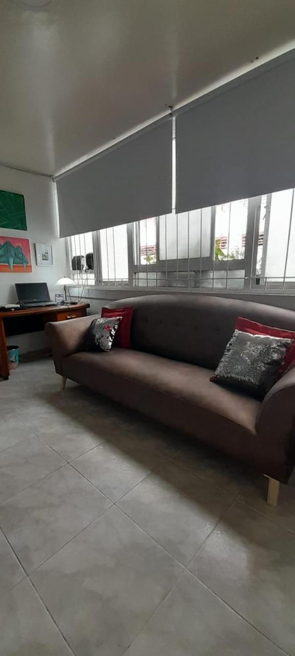 Antonia Santos Apartment บูการามังกา ภายนอก รูปภาพ